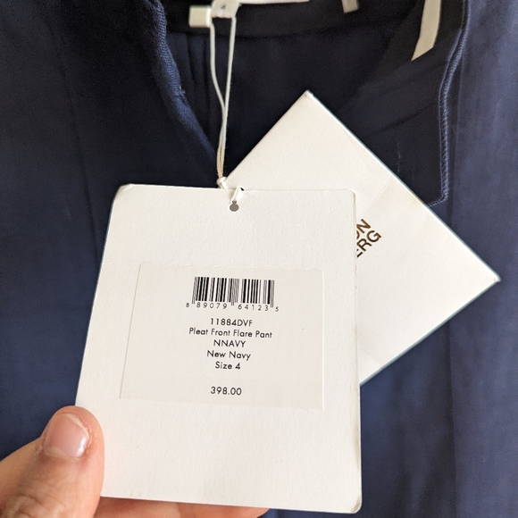 NWT Diane Von Furstenberg Pleat Front Flare Pant in NAVY | Size 4 - Picture 6 of 7
